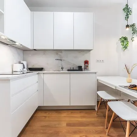 Portucale ! Bright Campo Ourique W/ Terrace Apartman Lisboa