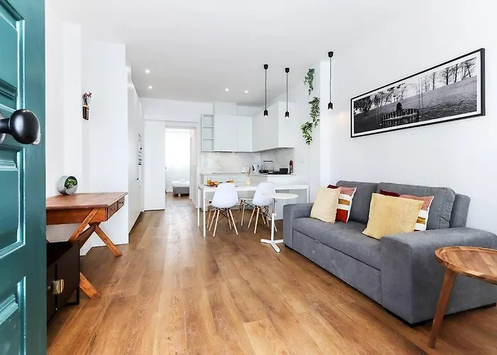 Appartamento Portucale ! Bright Campo Ourique W/ Terrace Lisbona